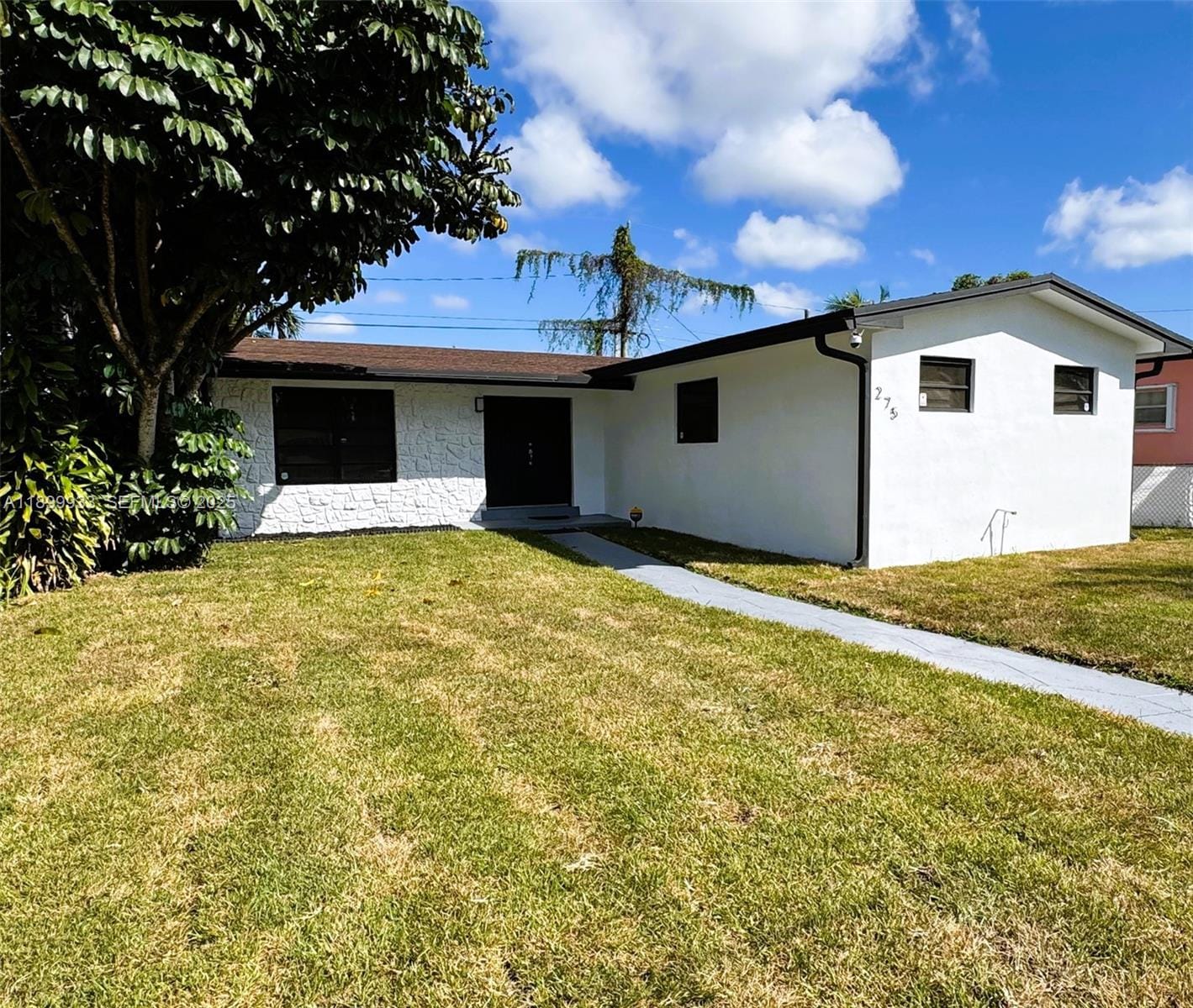 275 NE 173rd Street, North Miami Beach, FL 33162 photo 2