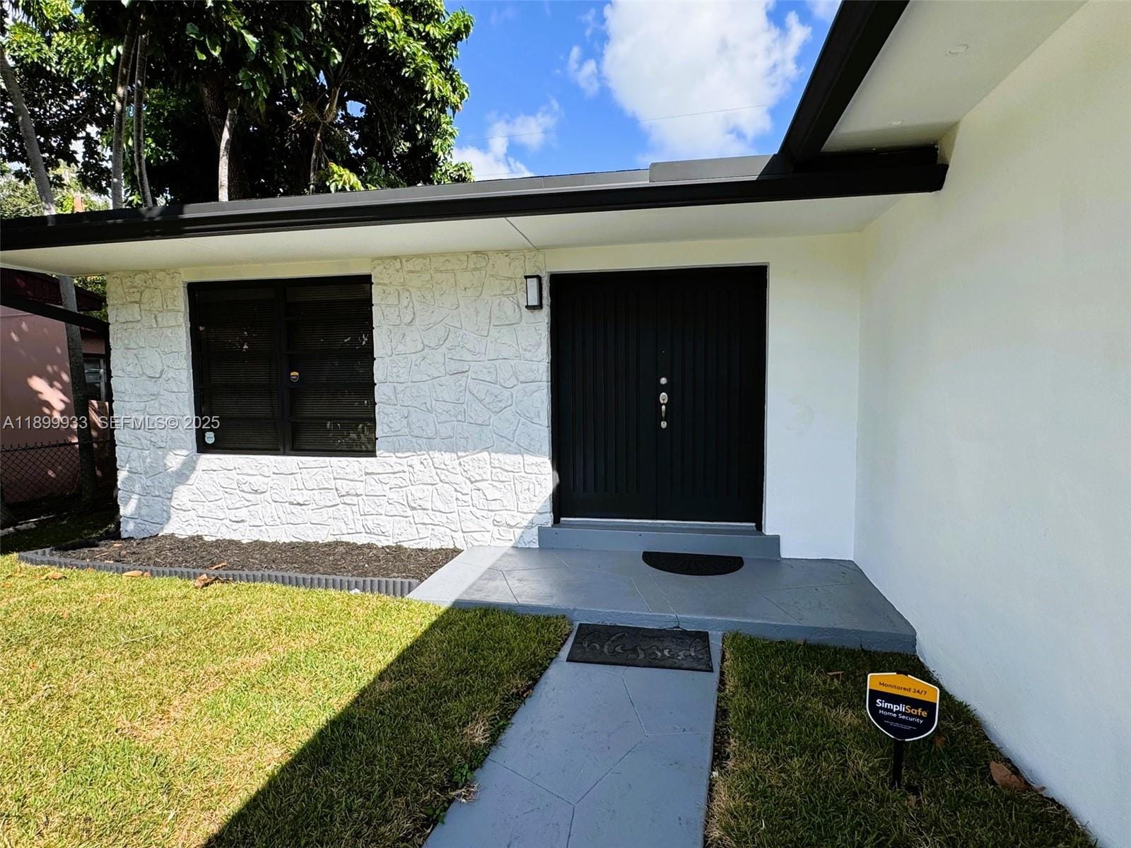 275 NE 173rd Street, North Miami Beach, FL 33162 photo 3