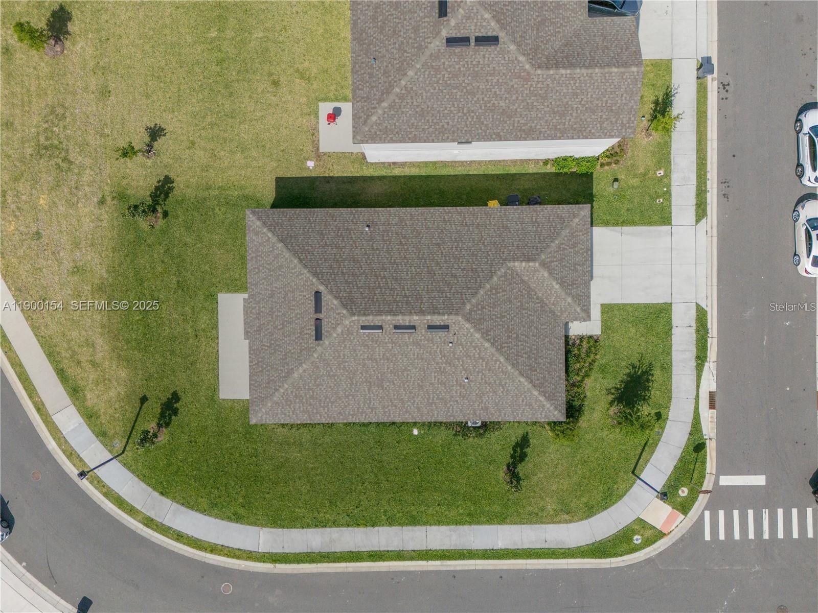 2375 Lancashire Street — photo 5
