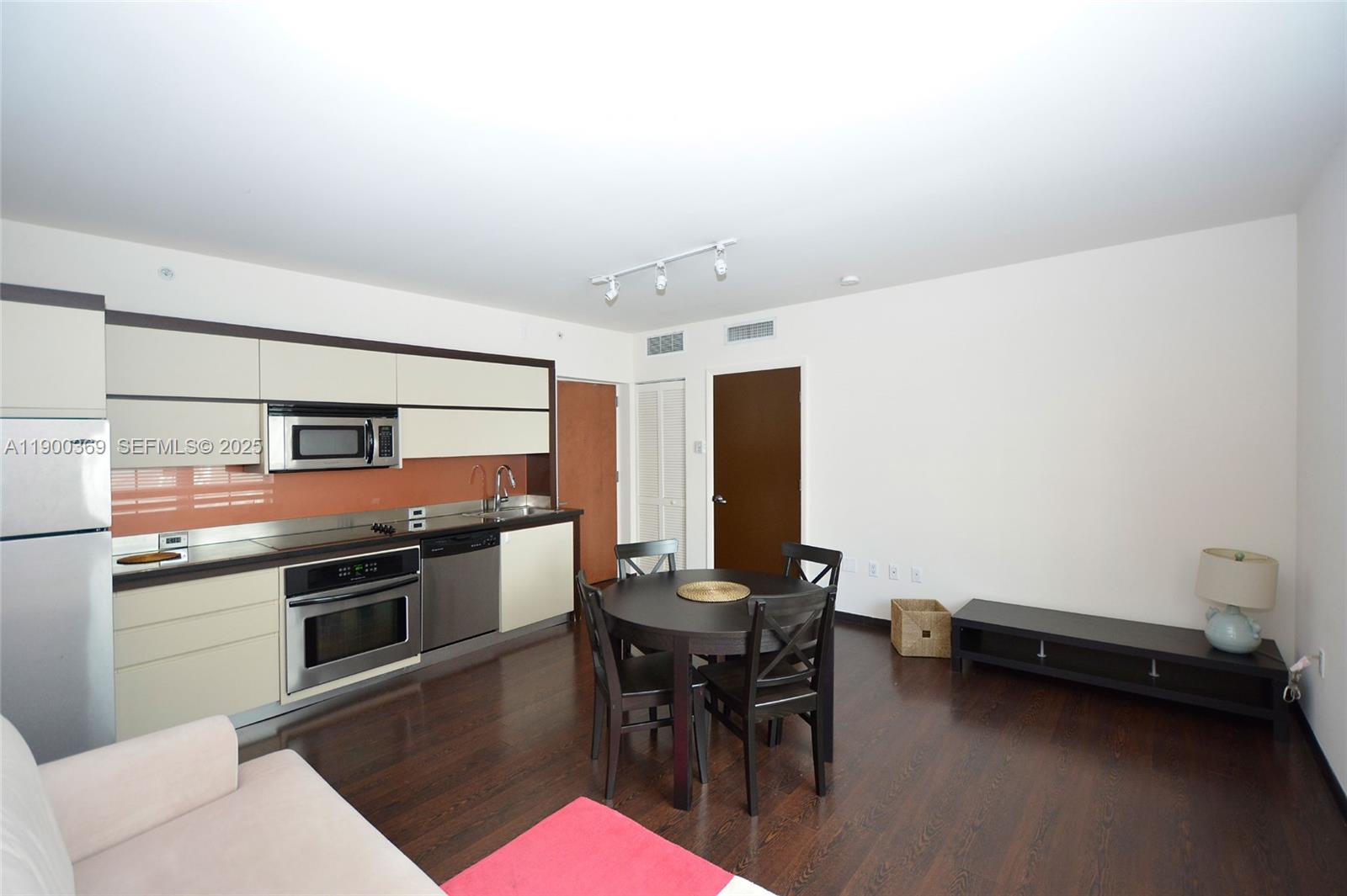 435 21st Street 205, Miami Beach, FL 33139, Miami Beach
