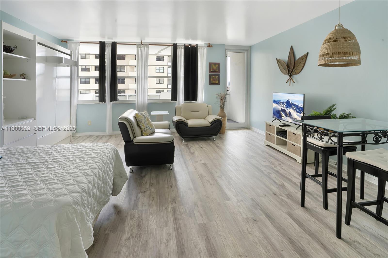 100 Lincoln Road 607 — photo 12