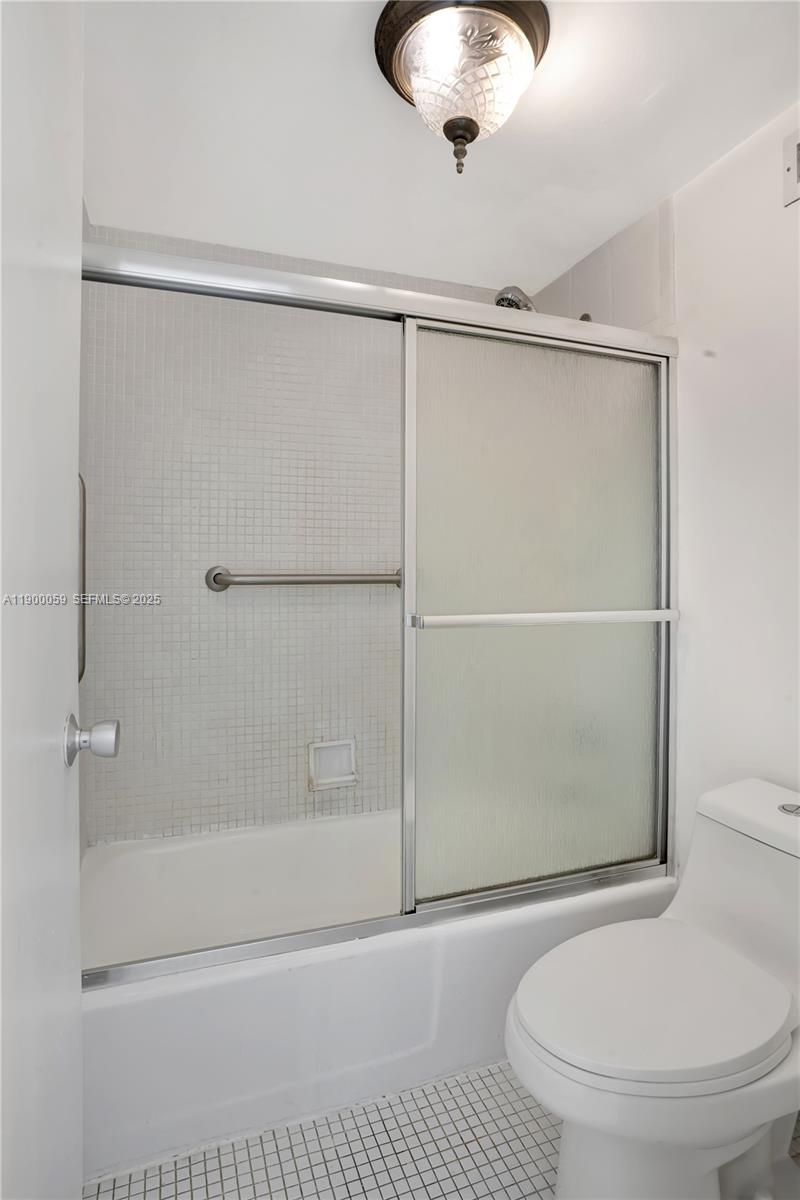 100 Lincoln Road 607, Miami Beach, FL 33139 photo 15