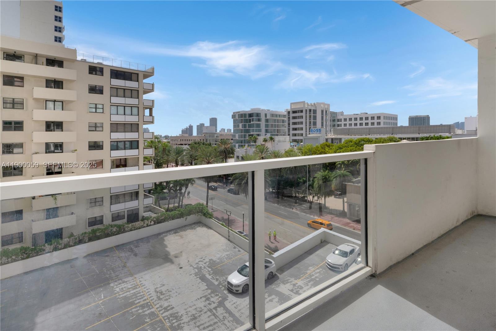 100 Lincoln Road 607 — photo 8