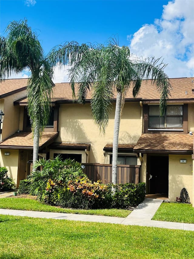 3966 Cocoplum Circle D, sold in Karanda Village II, Coconut Creek, FL