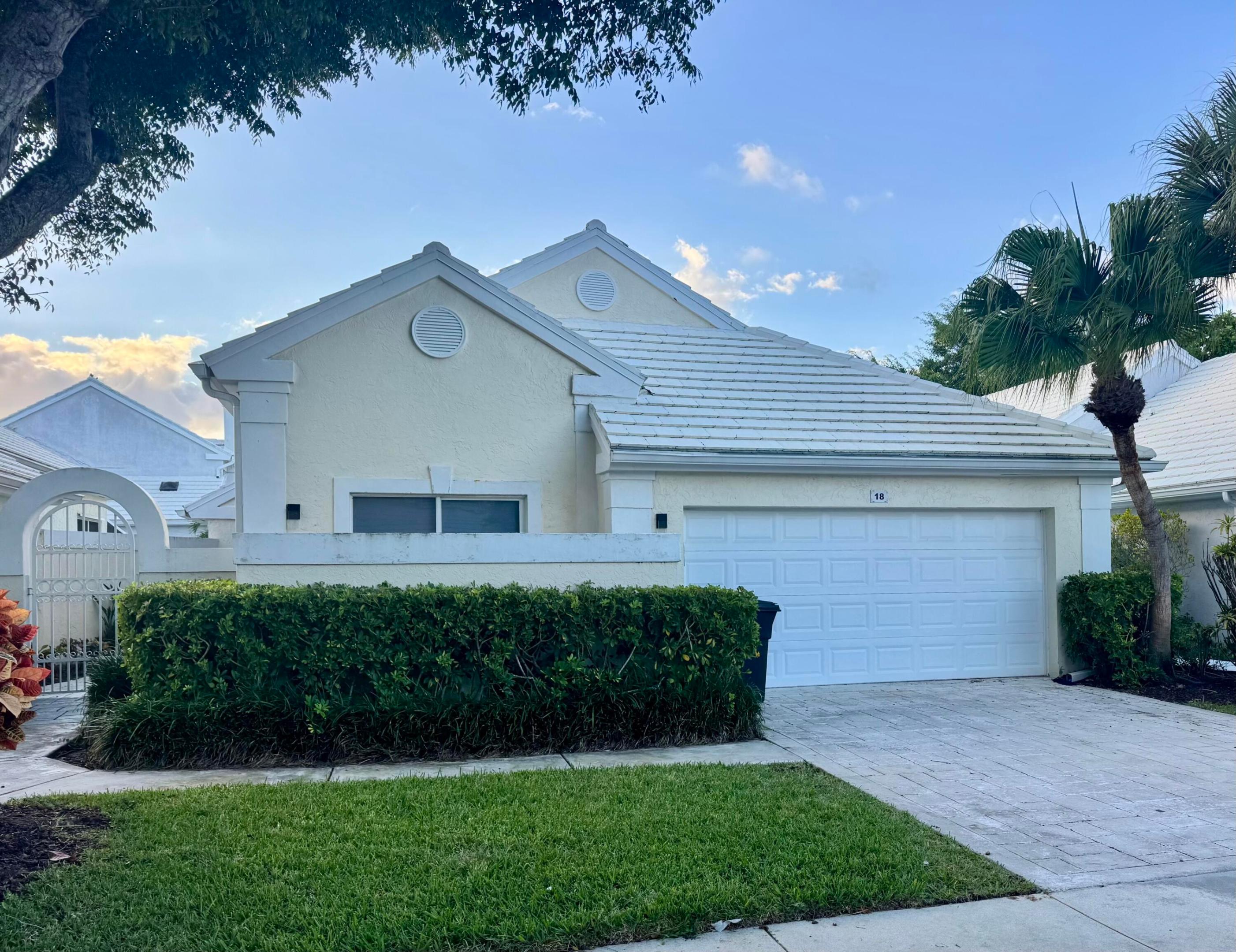 18 Selby Lane, Palm Beach Gardens, FL 33418, Palm Beach Gardens