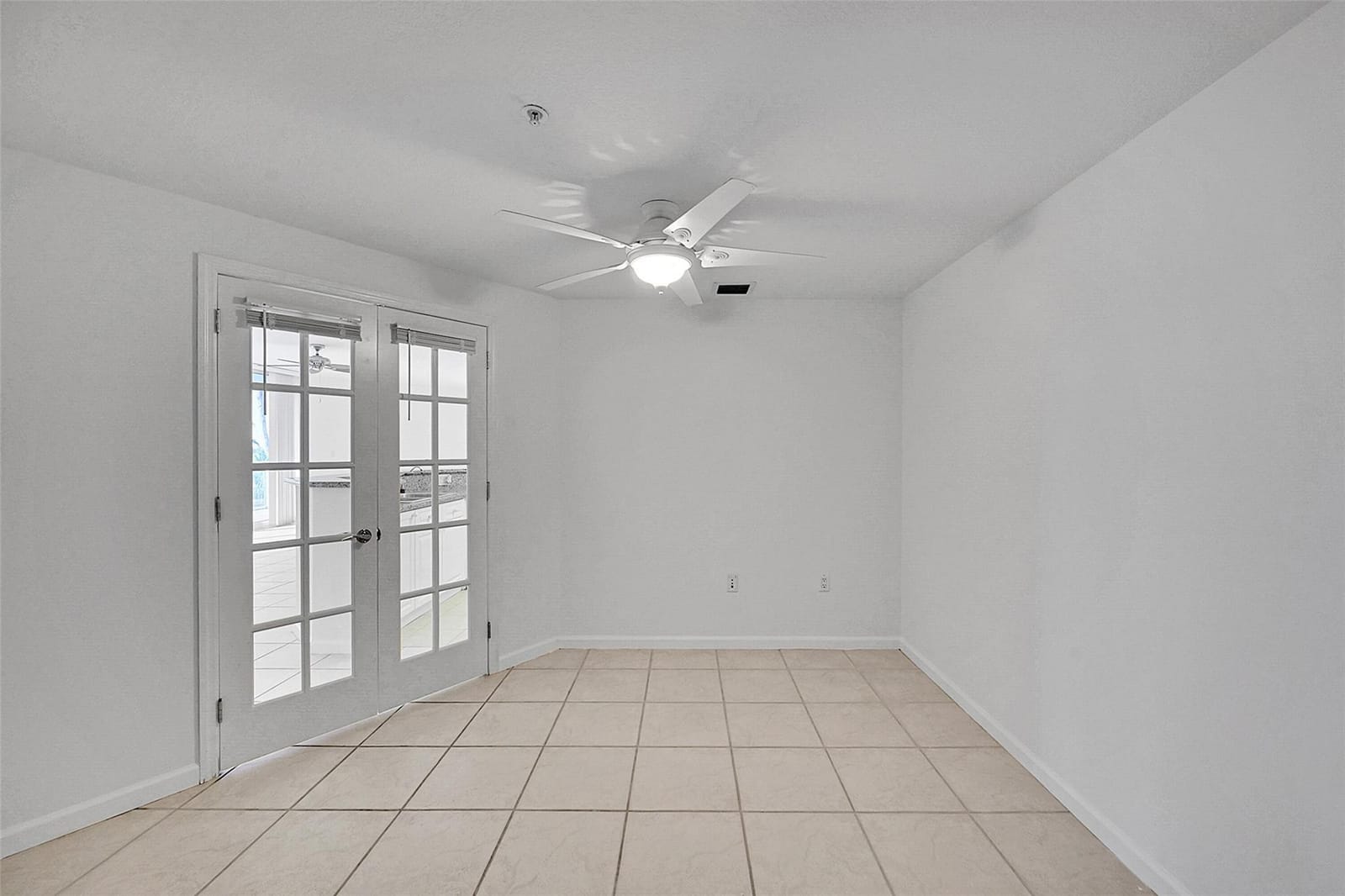 6001 N Ocean Drive 403, Hollywood, FL 33019 photo 14