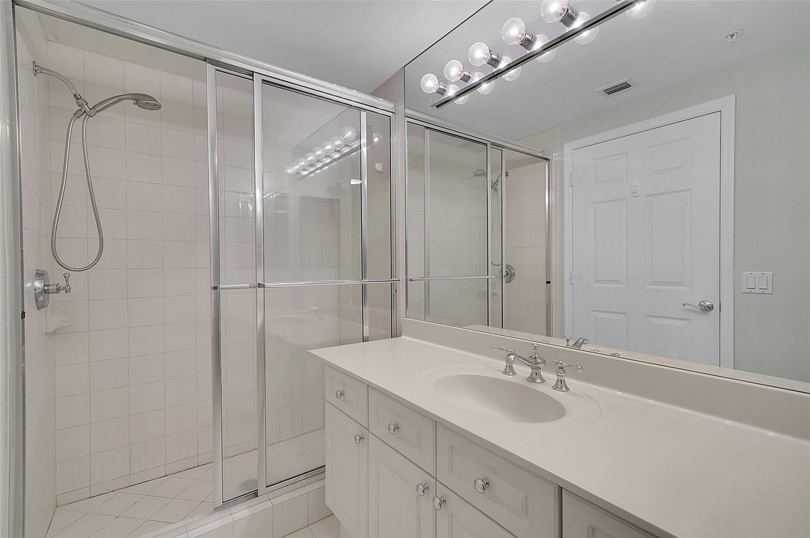 6001 N Ocean Drive 403, Hollywood, FL 33019 photo 22