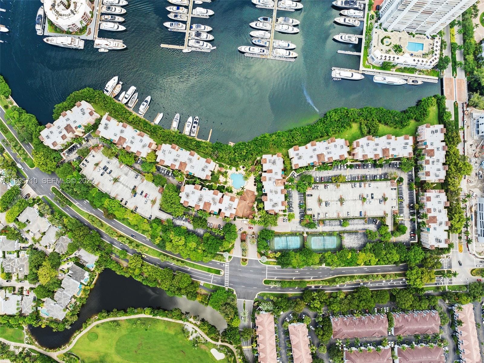 19555 E Country Club Drive 8308, Aventura, FL 33180 photo 15