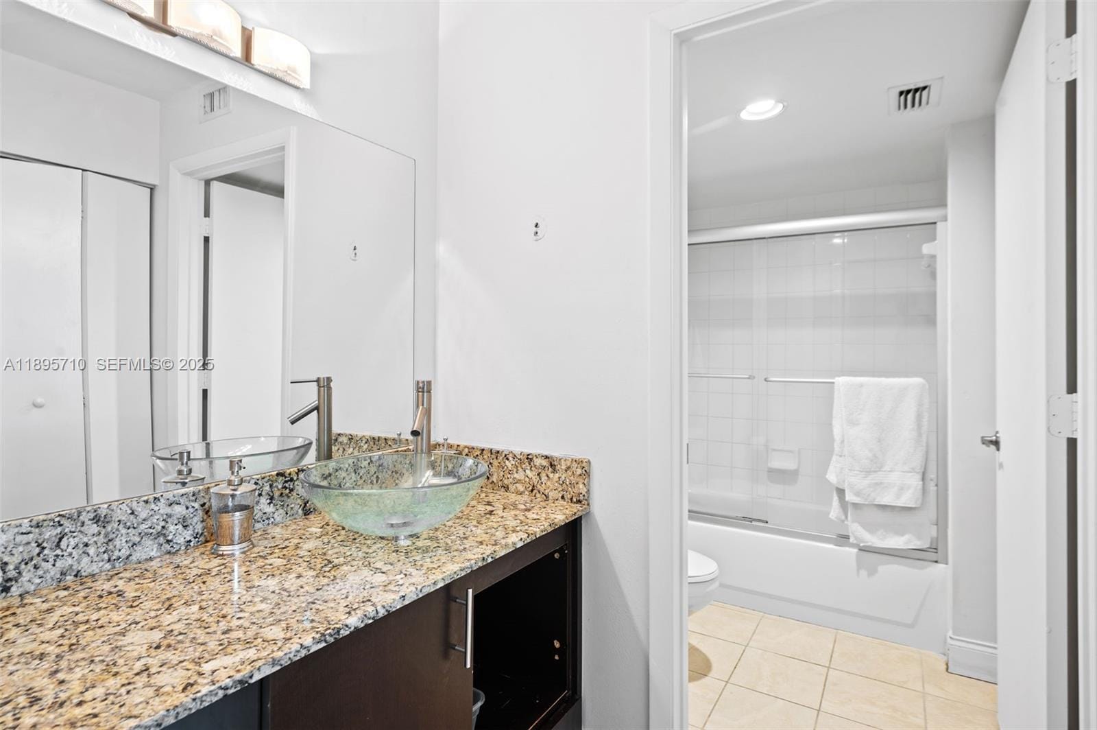 19555 E Country Club Drive 8308, Aventura, FL 33180 photo 18