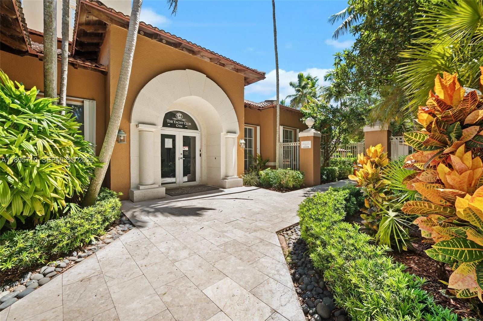 19555 E Country Club Drive 8308, Aventura, FL 33180 photo 28