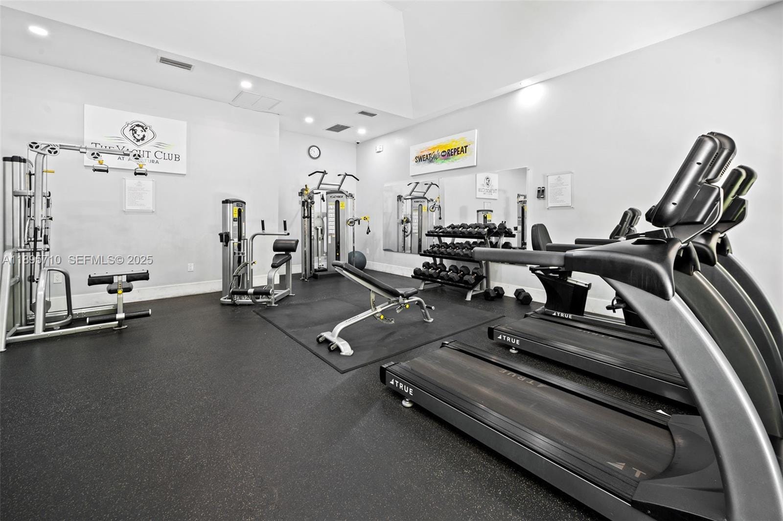 19555 E Country Club Drive 8308, Aventura, FL 33180 photo 30