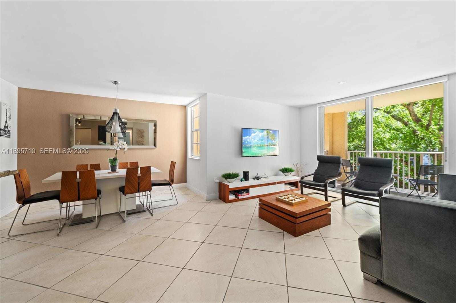 19555 E Country Club Drive 8308, Aventura, FL 33180 photo 8