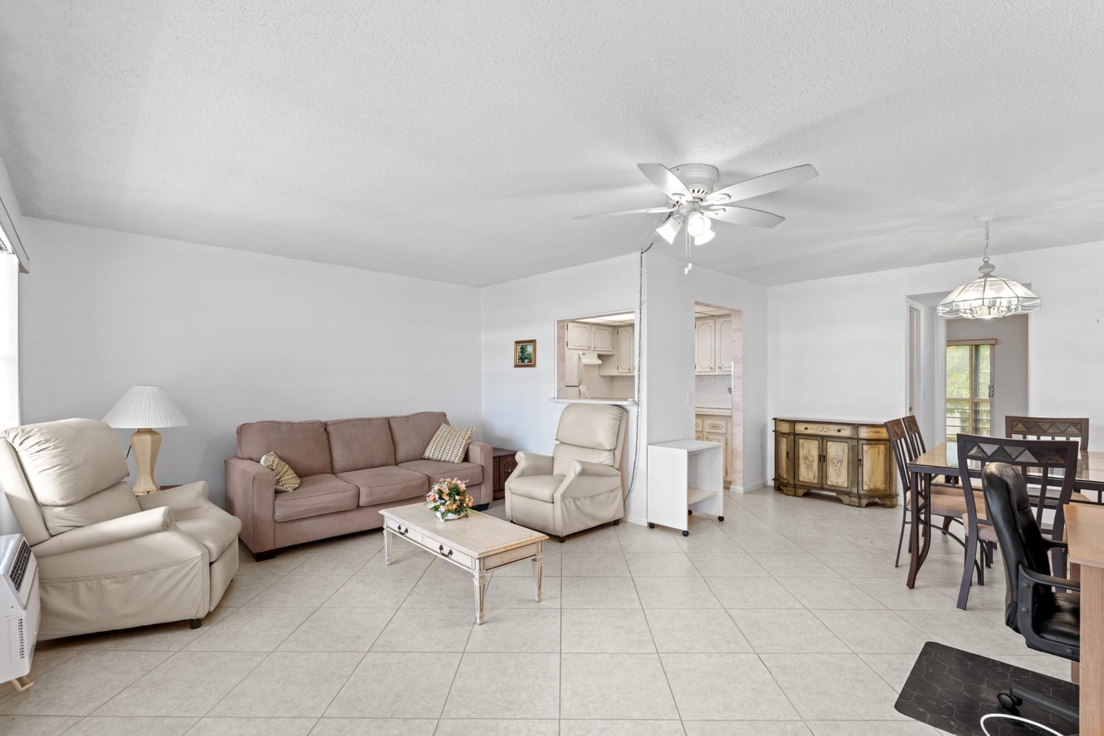 171 Windsor H, West Palm Beach, FL 33417 photo 5