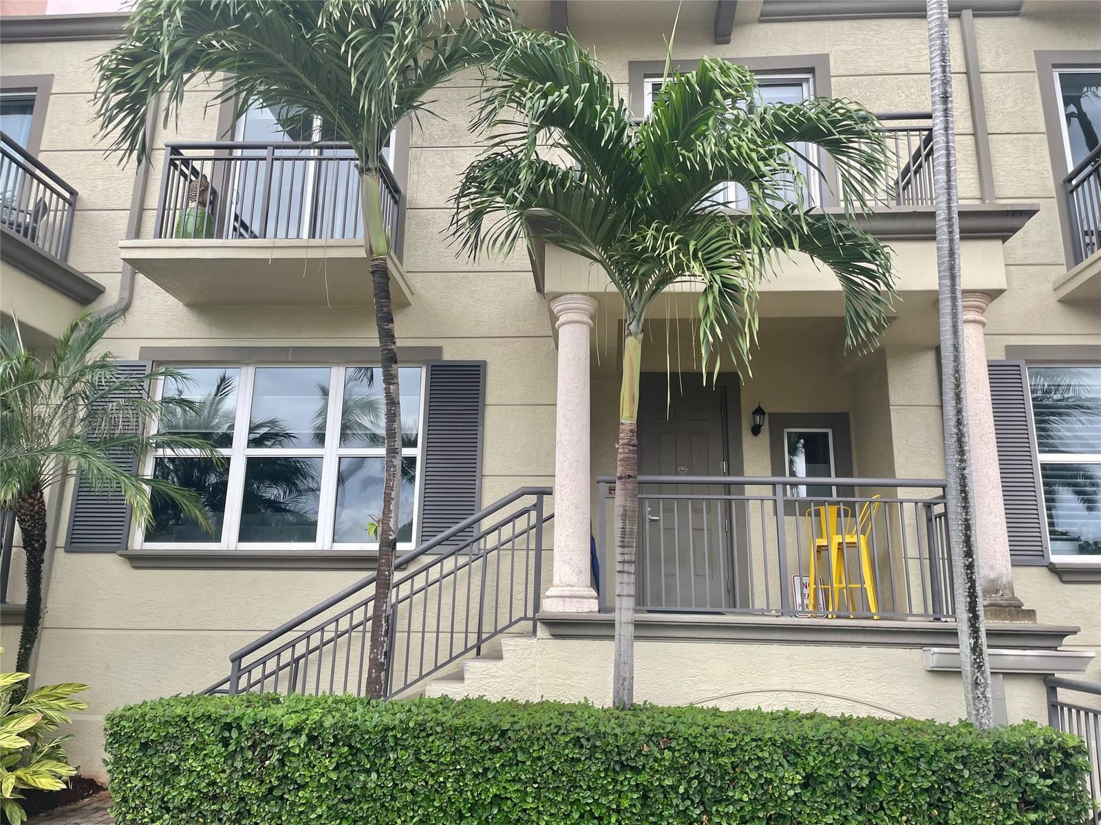 2601 NE 14th Avenue 104, Wilton Manors, FL 33334 photo 2