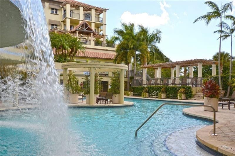 2601 NE 14th Avenue 104, Wilton Manors, FL 33334