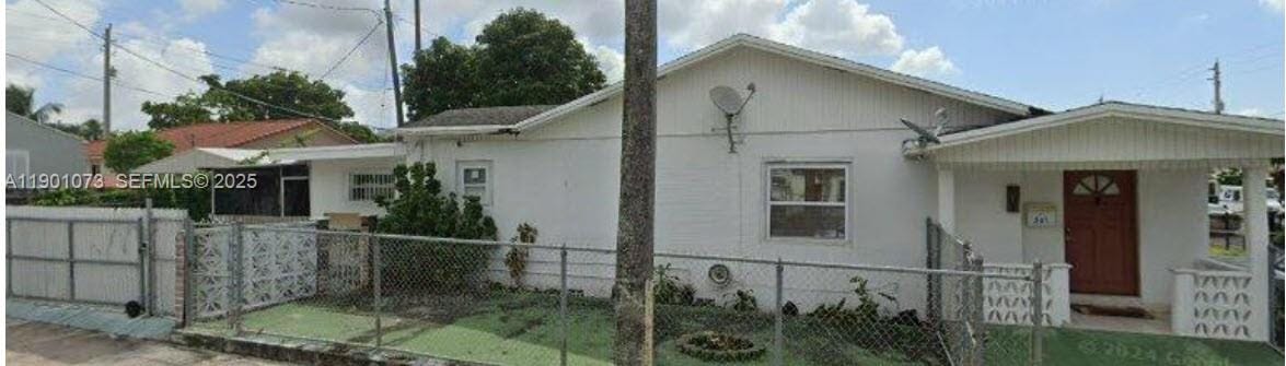 2 bedroom home for sale at 301 23rd, Miami, FL 33125 — $510,000