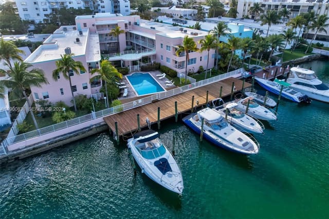 6881 Bay Drive 7, Miami Beach, FL 33141