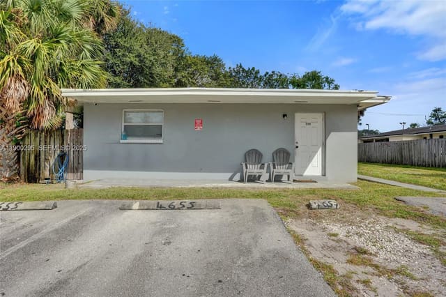 4655 Myla Lane, West Palm Beach, FL 33417