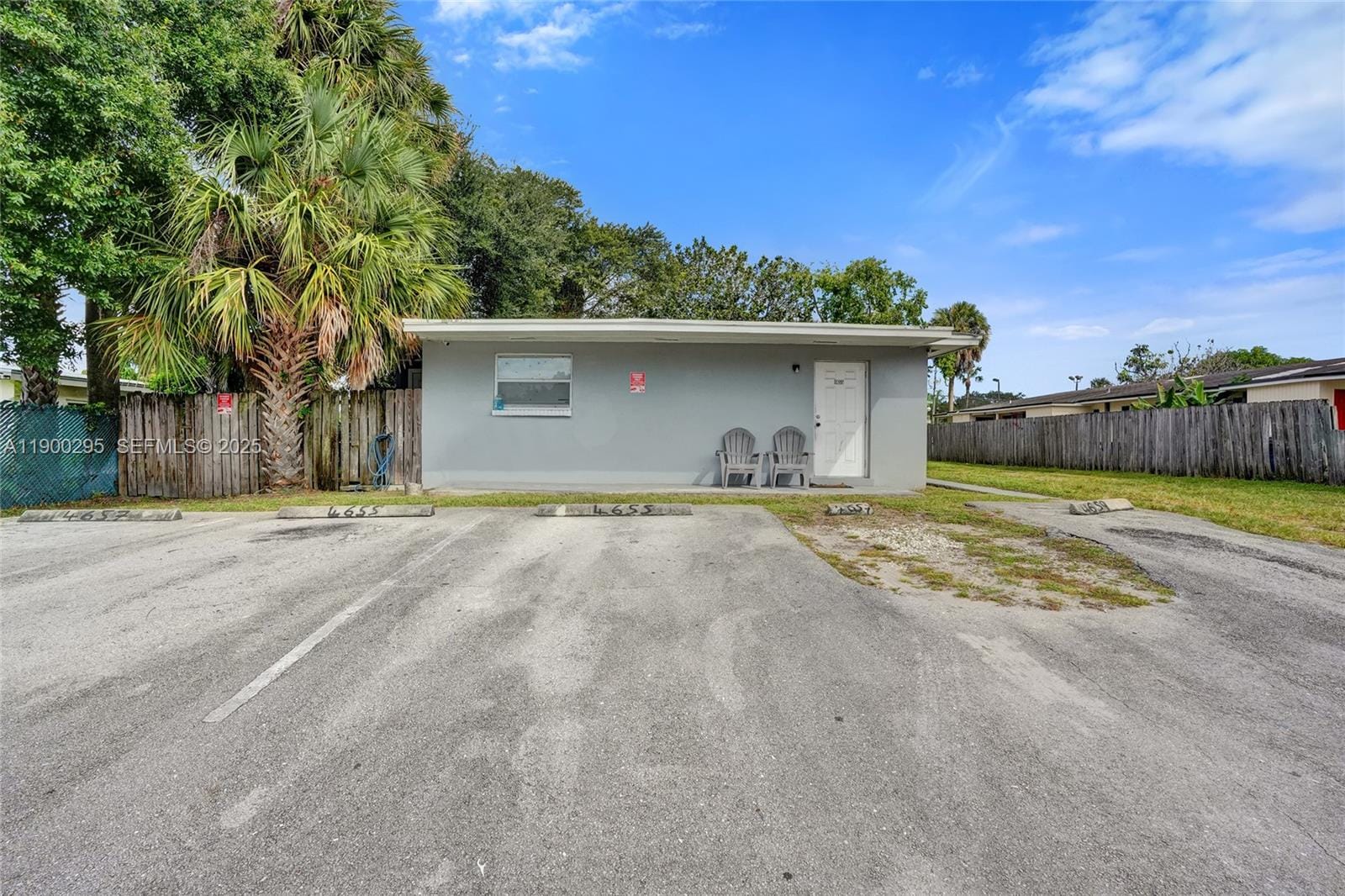 4655 Myla Lane — photo 11