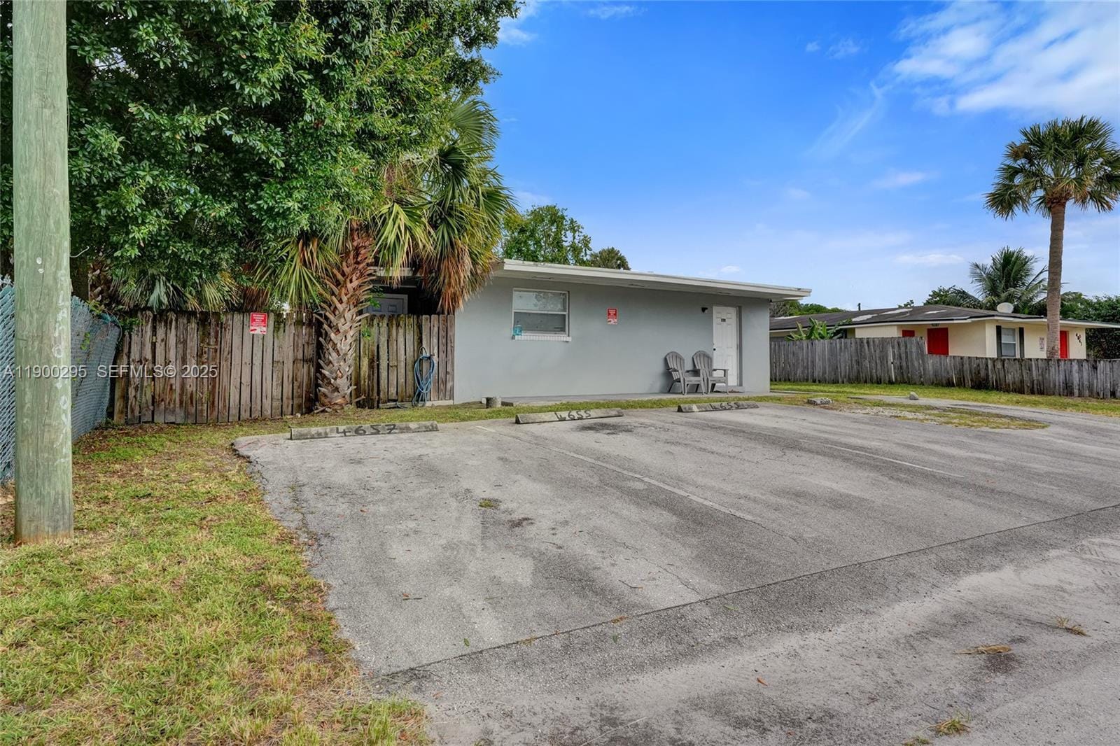 4655 Myla Lane — photo 12