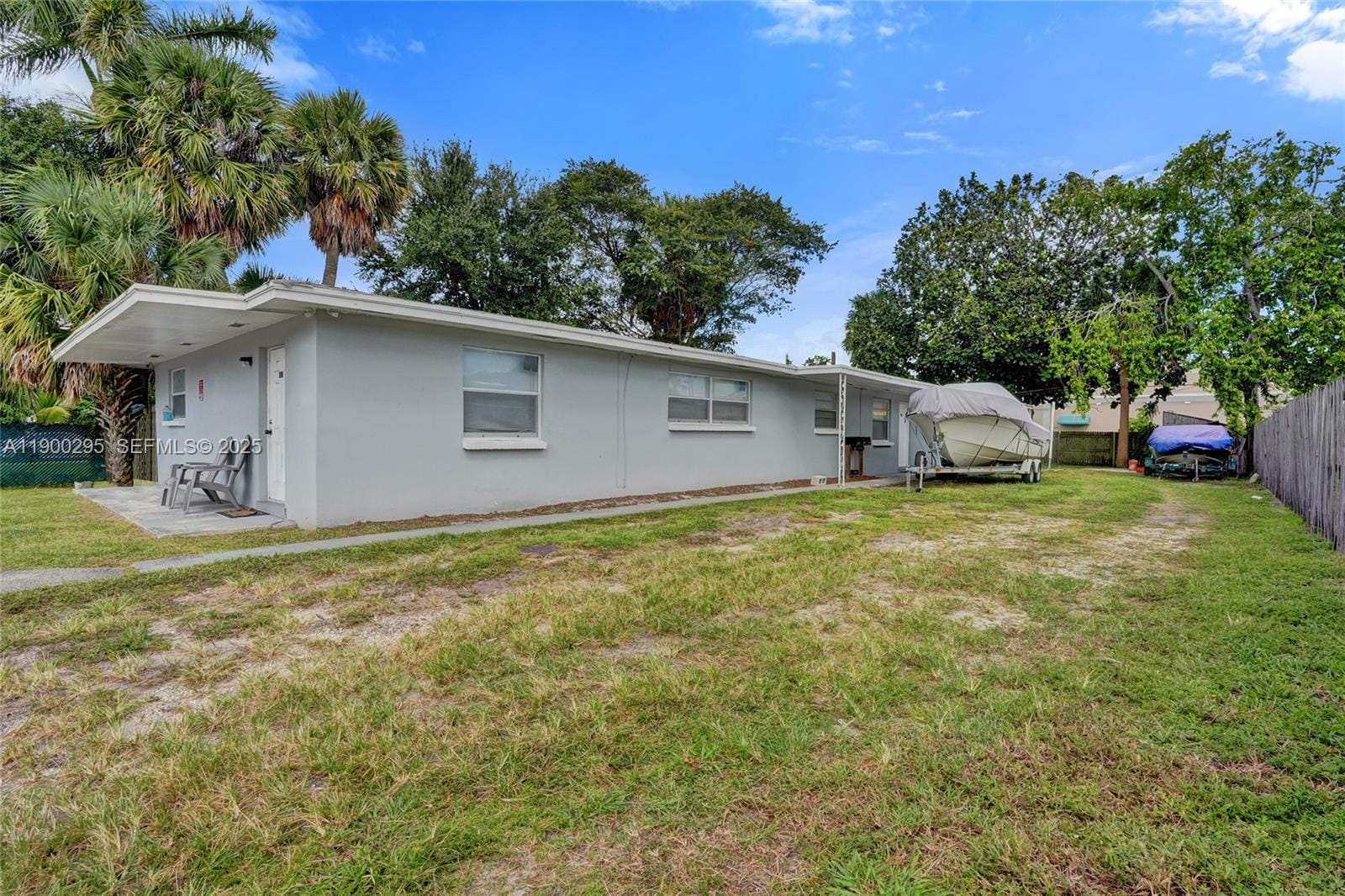 4655 Myla Lane — photo 3