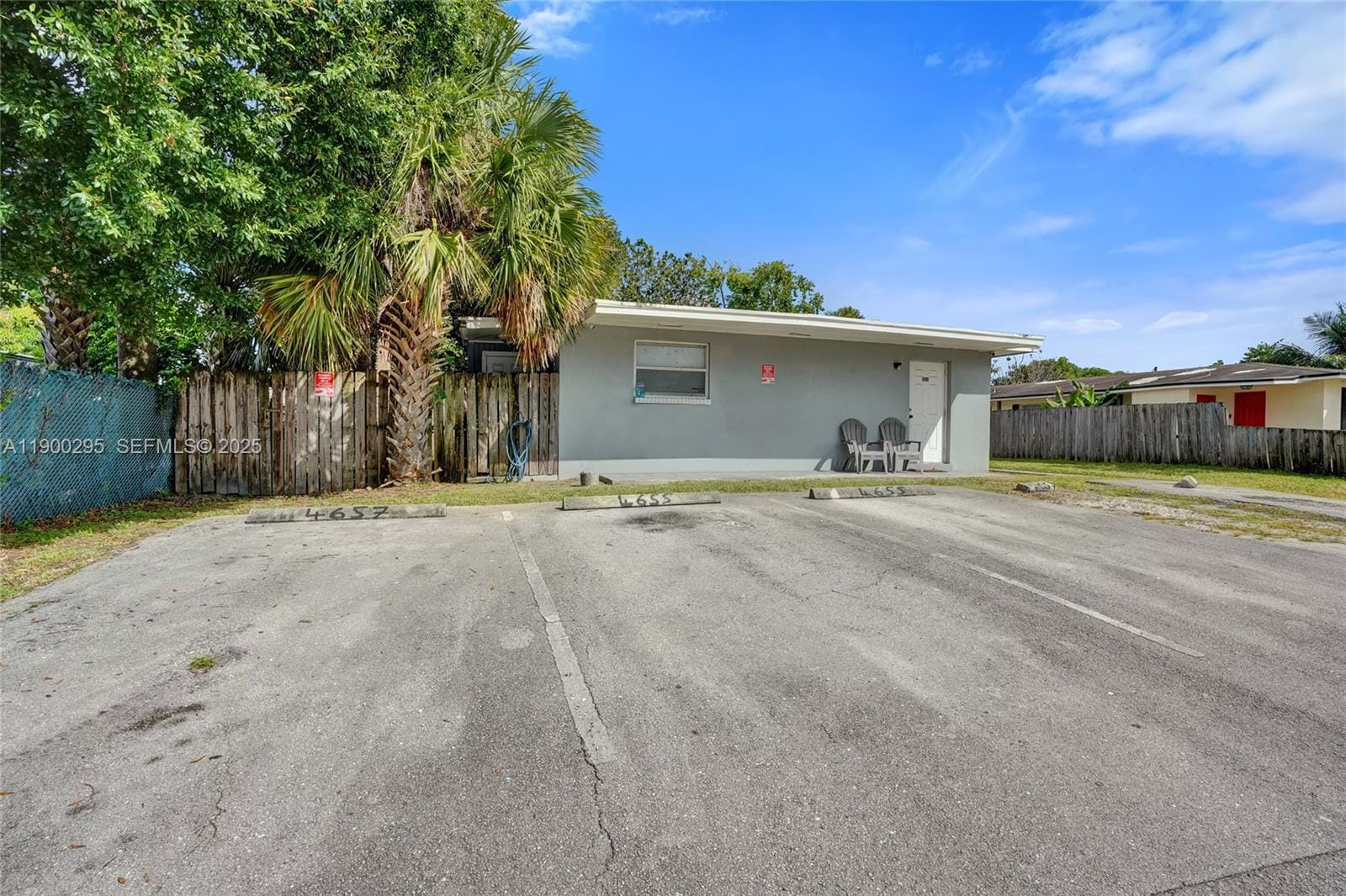4655 Myla Lane — photo 7
