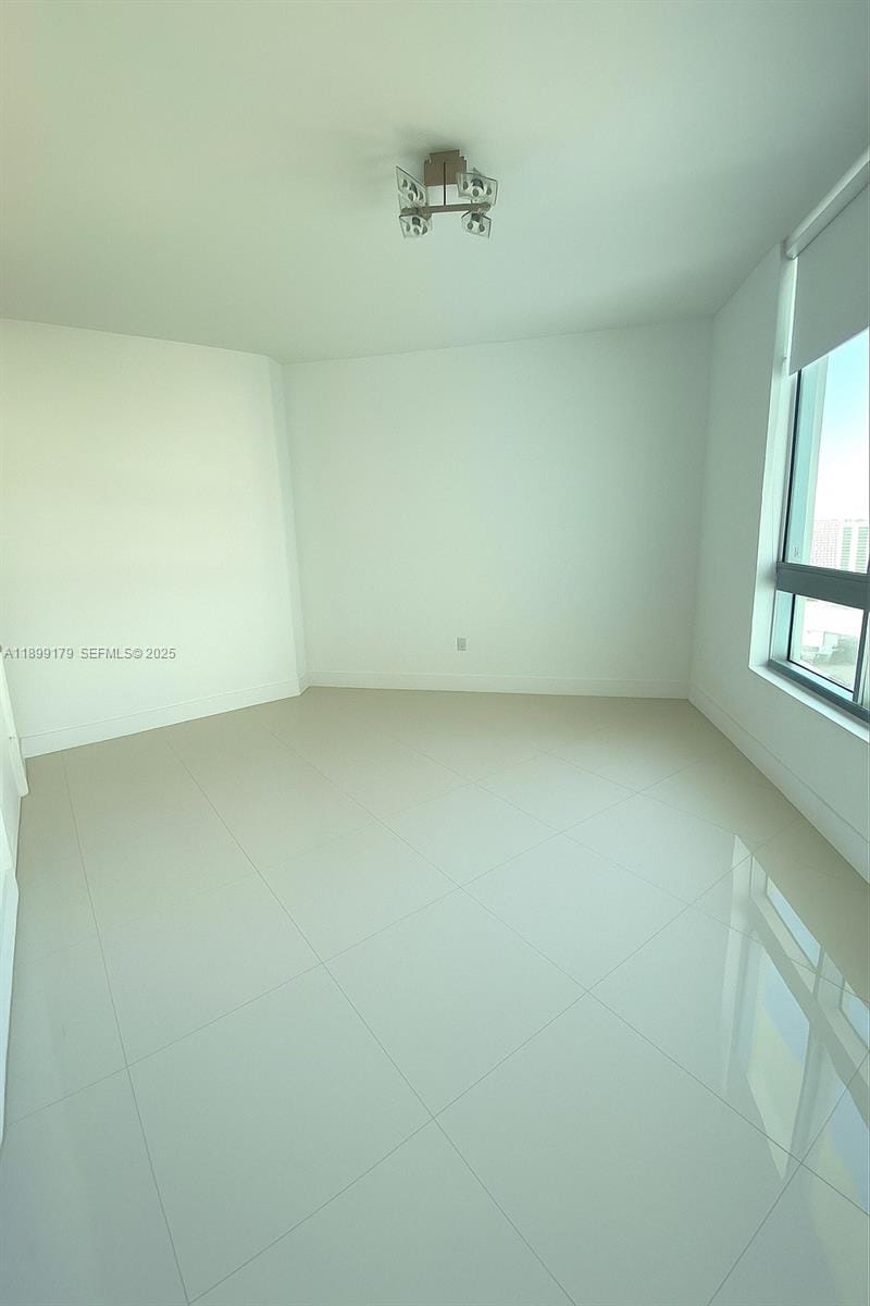 350 S Miami Avenue 3811, Miami, FL 33130 photo 4
