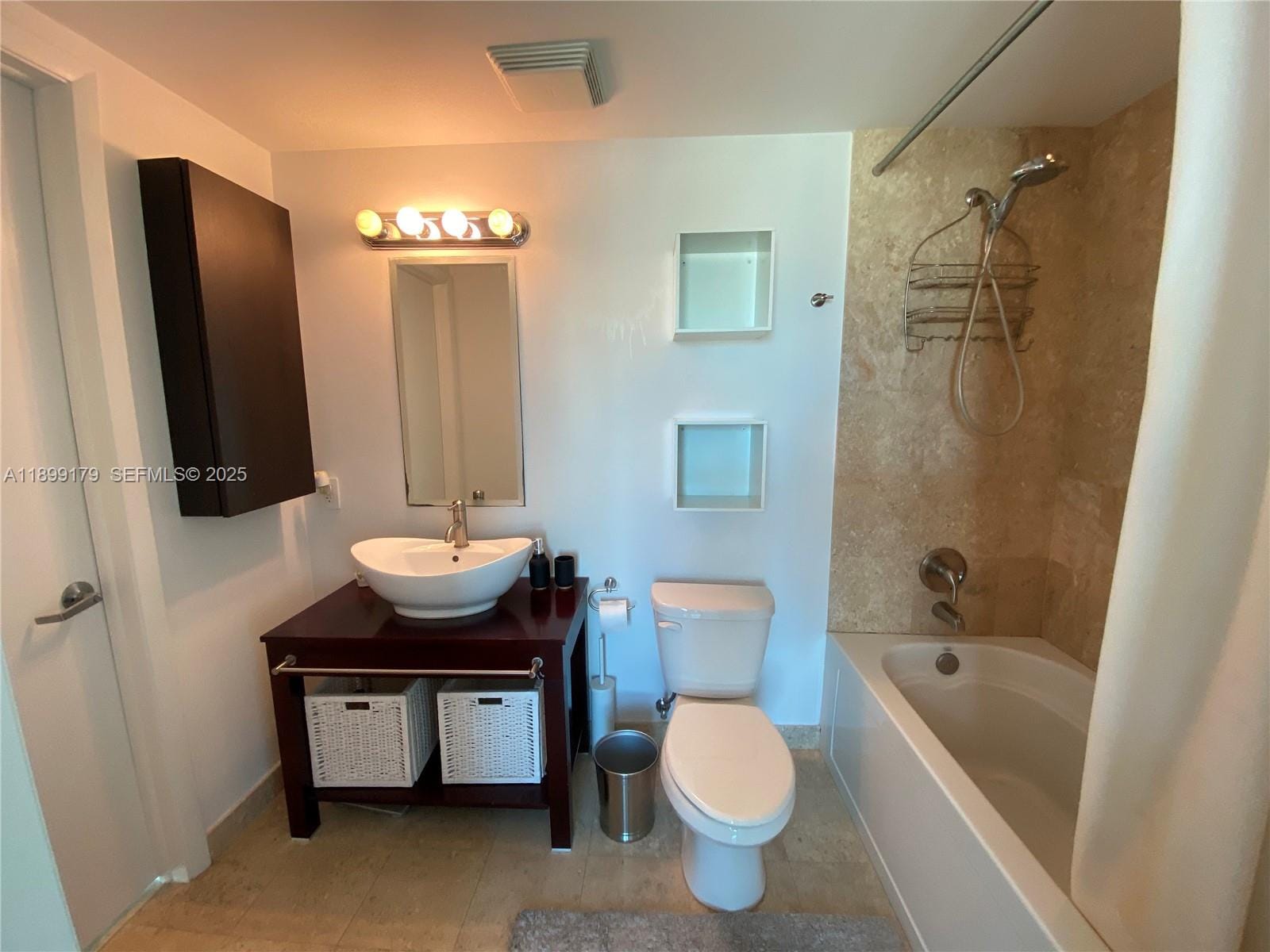 350 S Miami Avenue 3811, Miami, FL 33130 photo 5