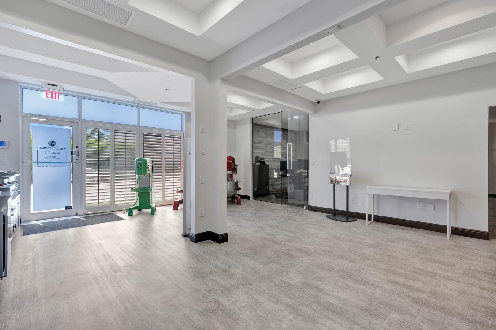 679 NW Enterprise Drive 102 — photo 4