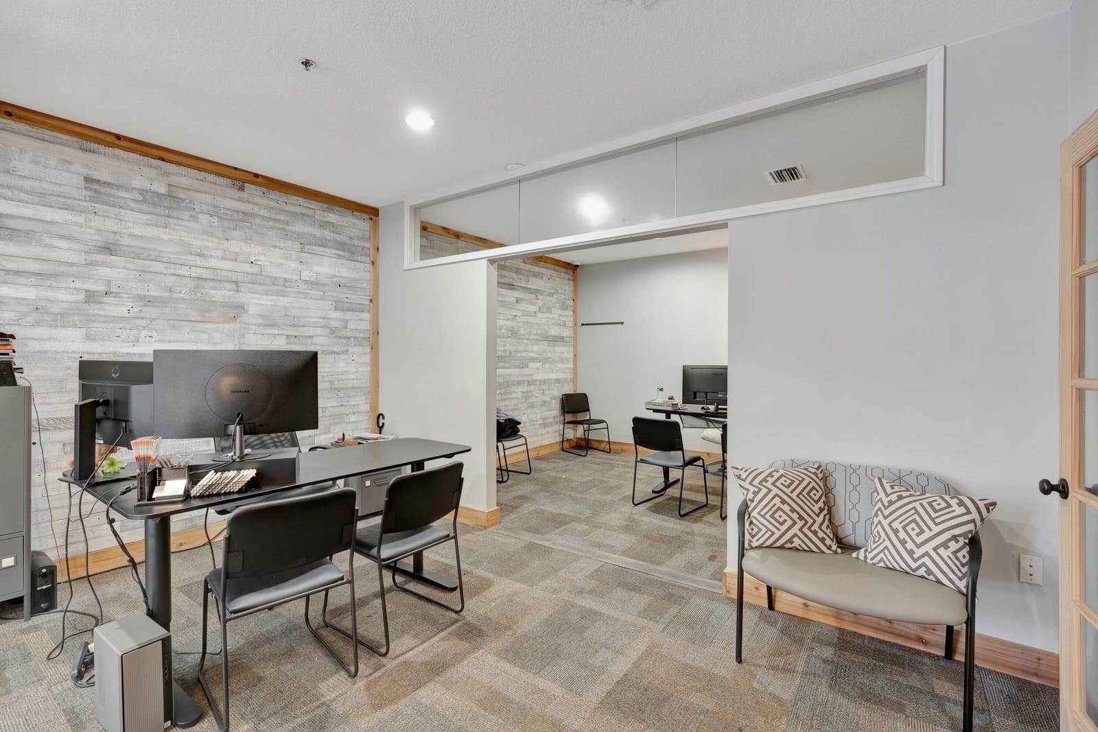679 NW Enterprise Drive 102 — photo 8