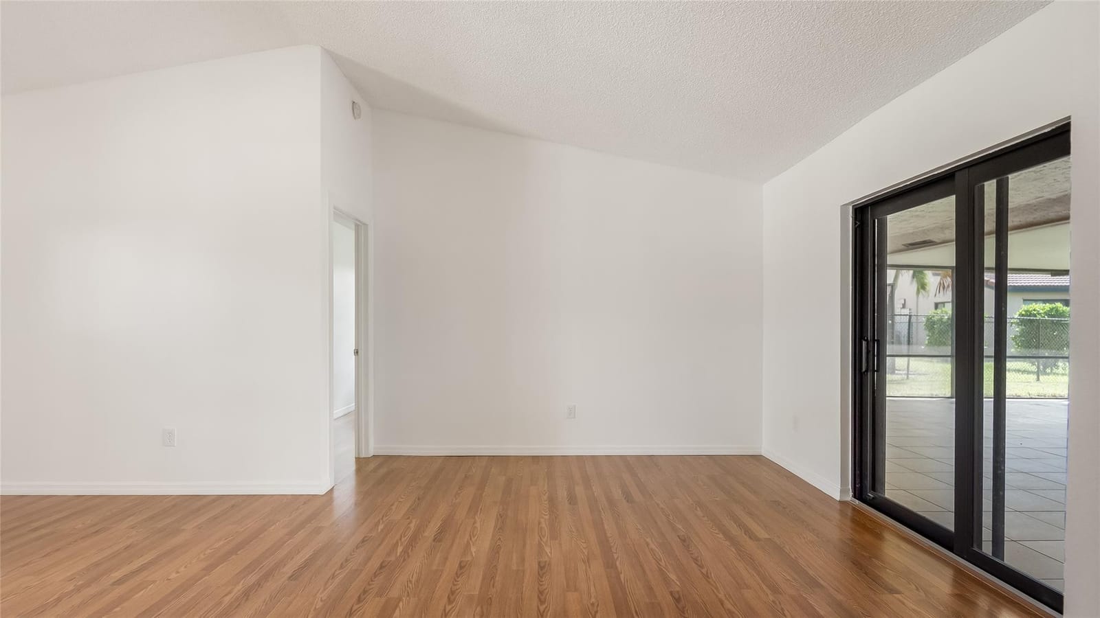 15600 Huntridge Road, Davie, FL 33331 photo 18