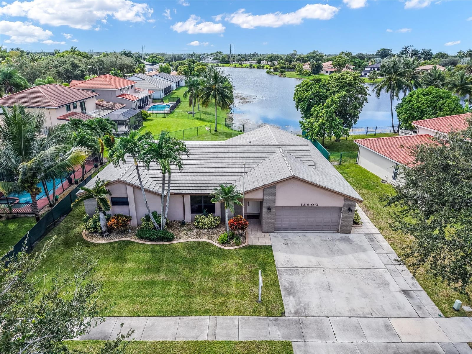 15600 Huntridge Road, Davie, FL 33331 photo 4