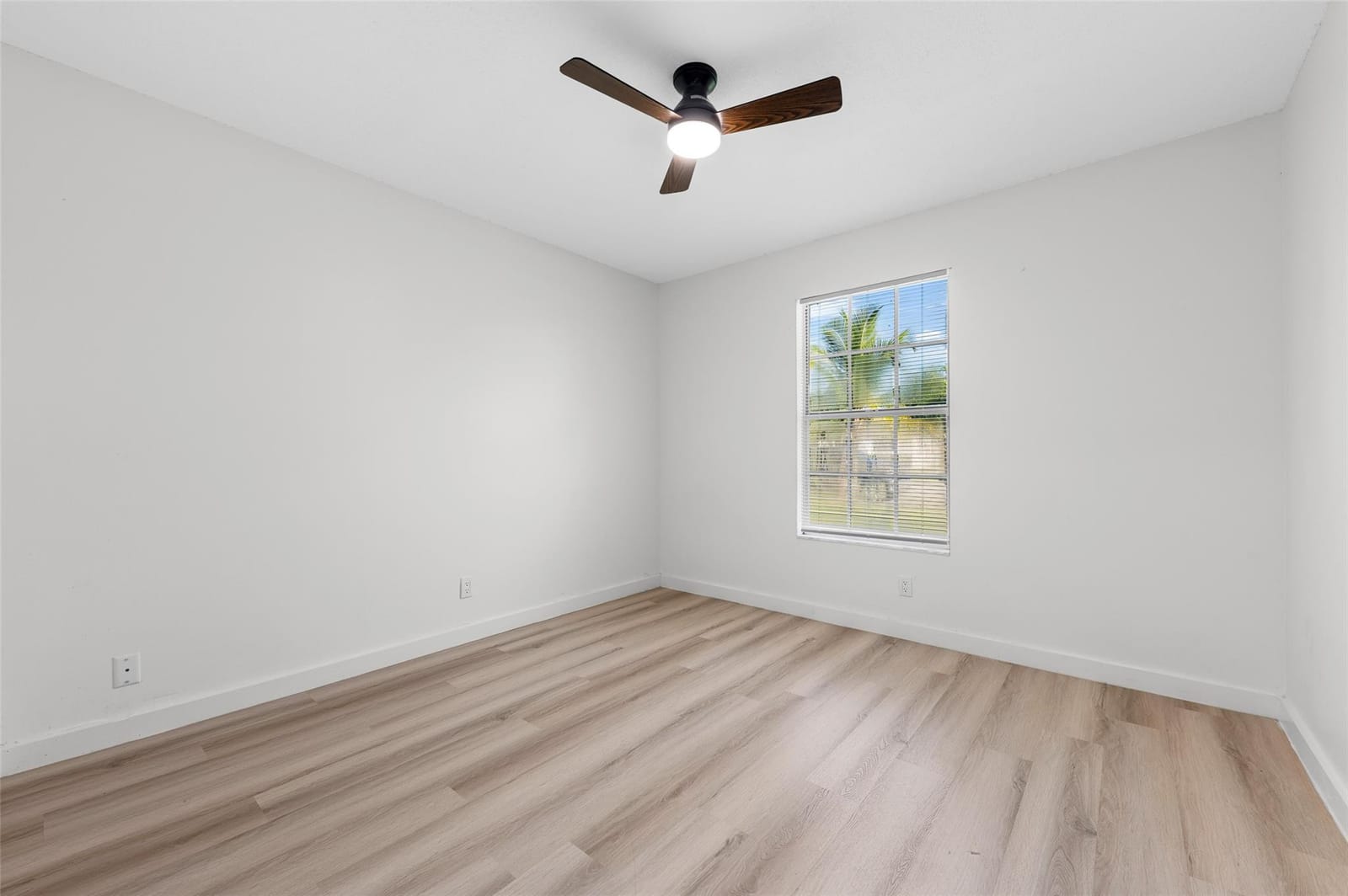 640 Foresteria Drive, West Palm Beach, FL 33403 photo 19