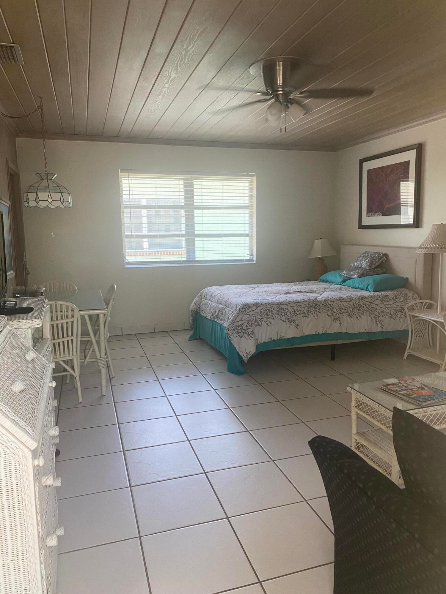 30 Andrews Avenue 23c — photo 4