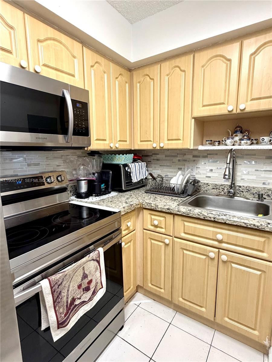 5201 NW 7th Street 212, Miami, FL 33126 photo 26
