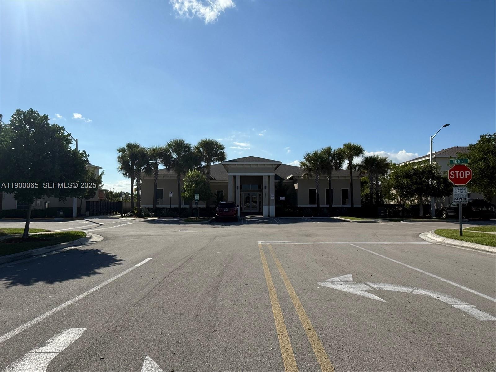 484 NE 5th Street, Florida City, FL 33034 photo 2