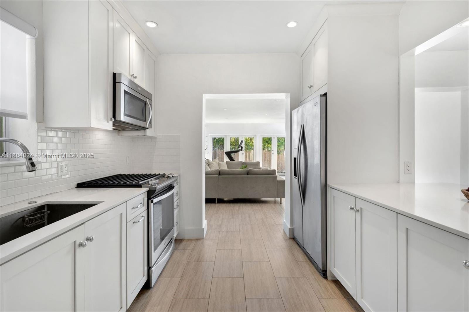4397 N Michigan Avenue, Miami Beach, FL 33140 photo 10