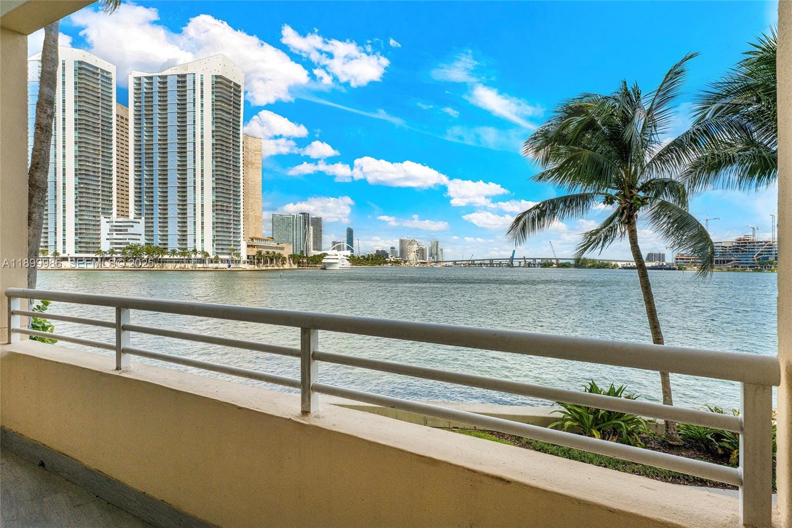 848 Brickell Key Drive 204, Miami, FL 33131 photo 27