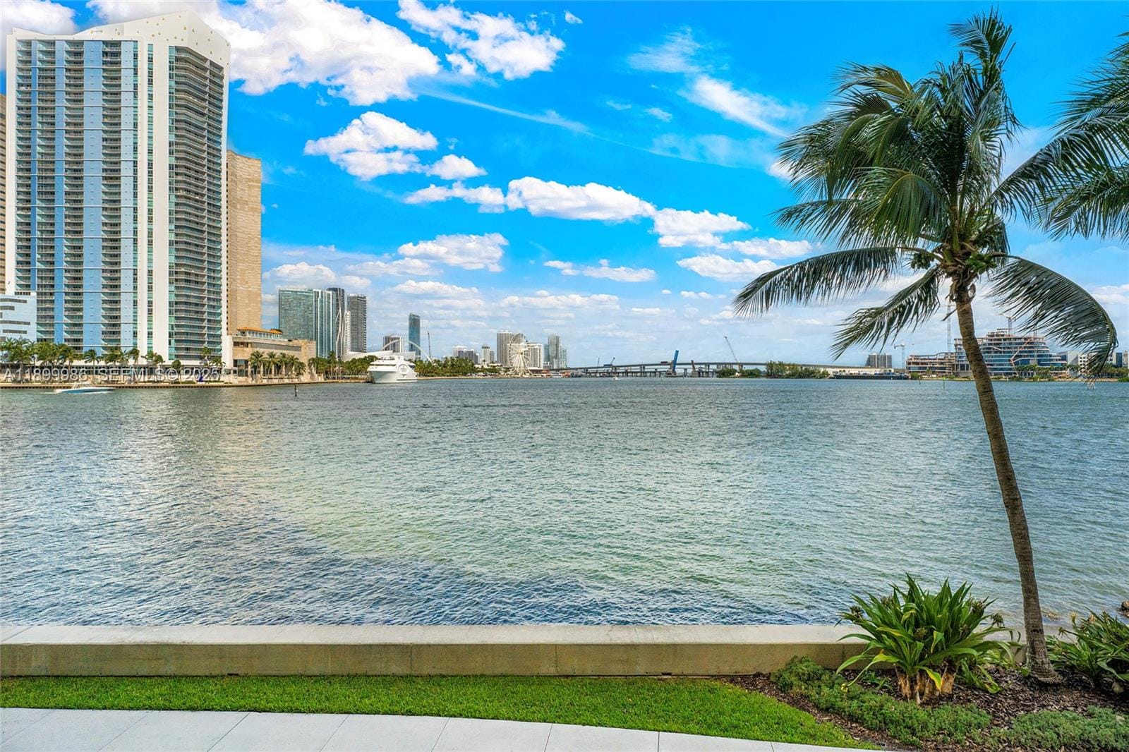 848 Brickell Key Drive 204, Miami, FL 33131 photo 28