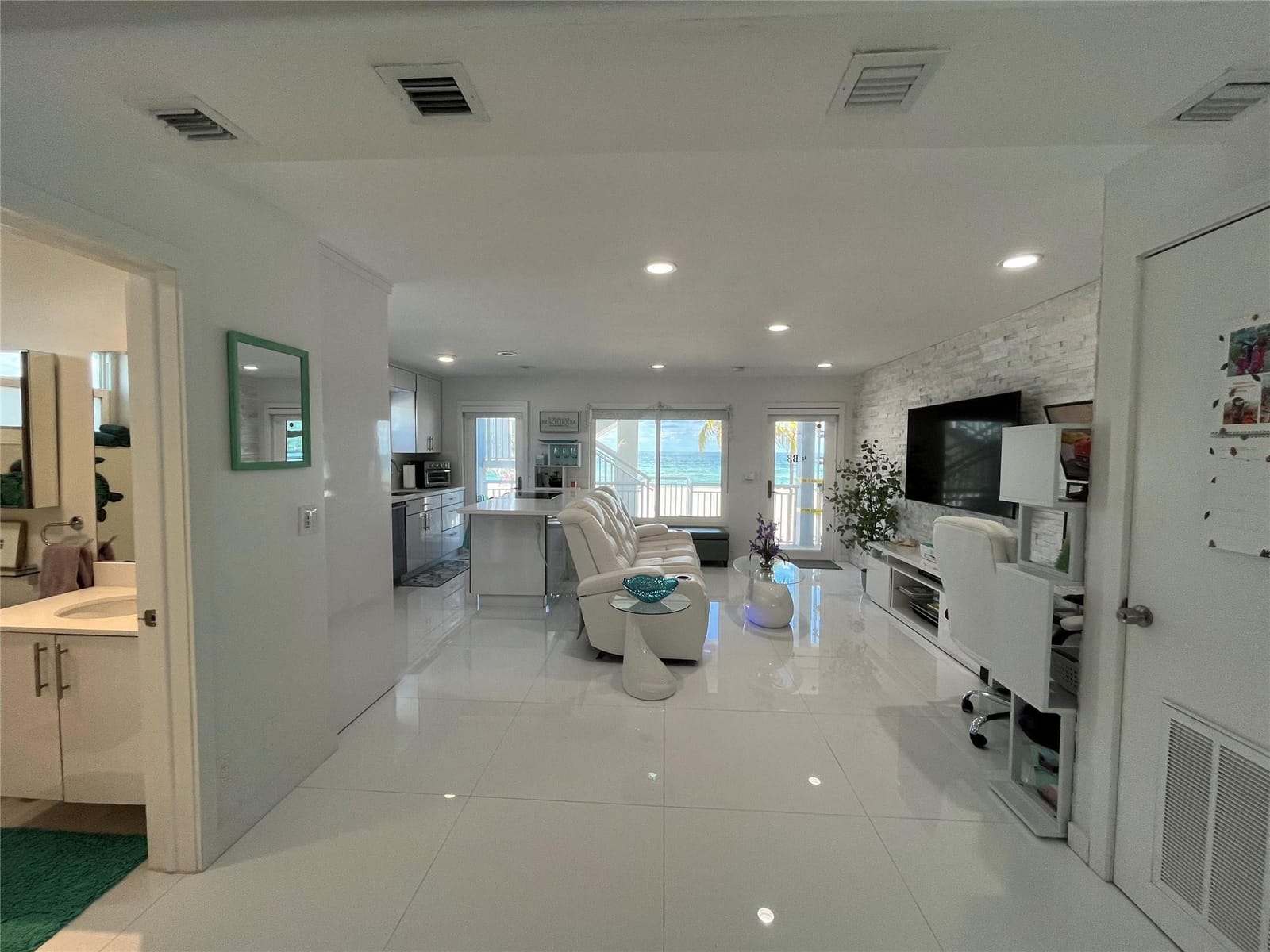 310 S Broadwalk 3b, Hollywood, FL 33019 photo 15
