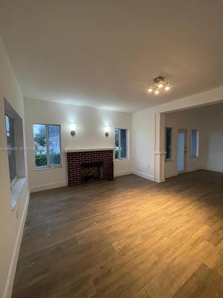 125 SW 32nd Ct Road, Miami, FL 33135 photo 3