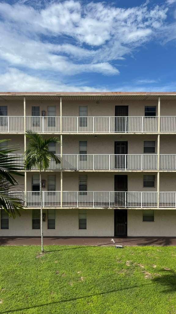 2800 NW 56th Avenue B306 — photo 2