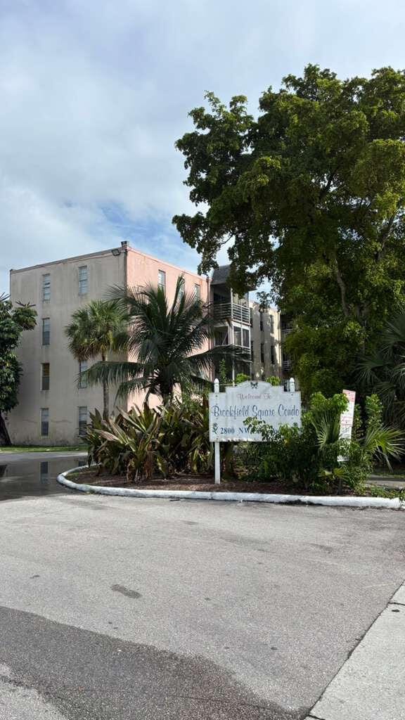2800 NW 56th Avenue B306 — photo 6