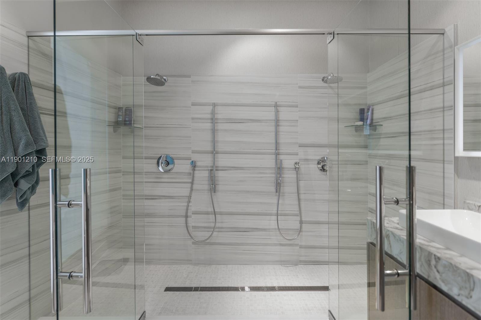 495 Brickell Avenue 2211, Miami, FL 33131 photo 23