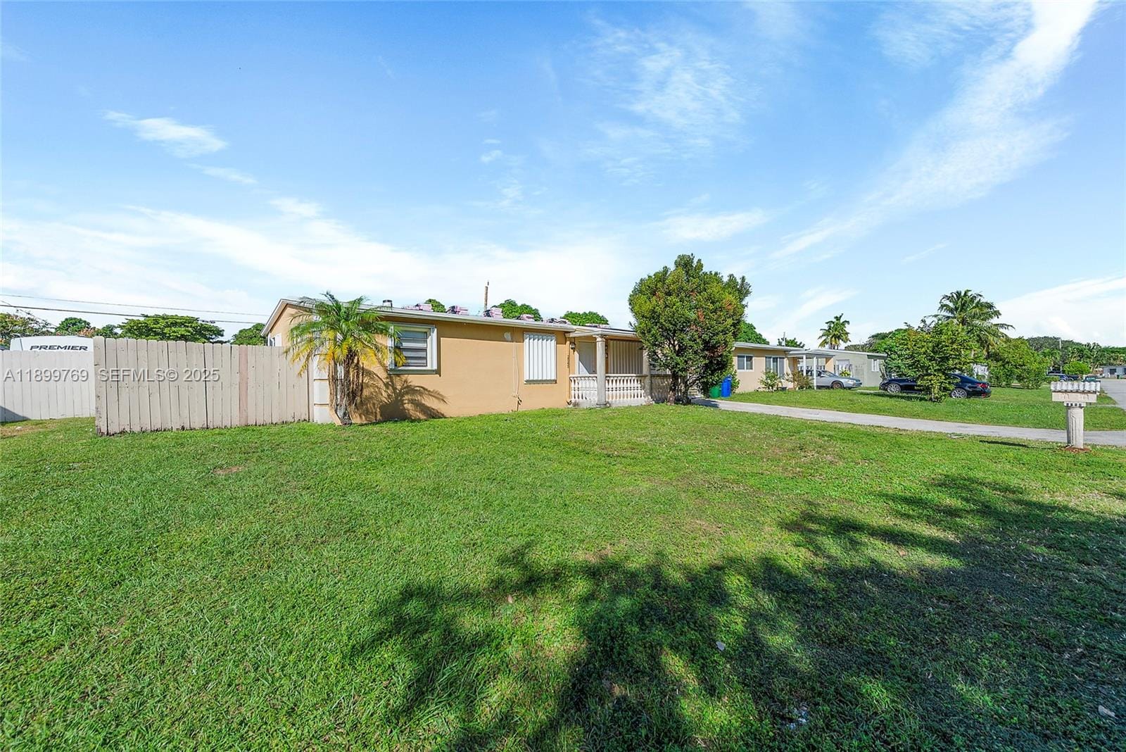 2545 NW 59th Avenue, Margate, FL 33063