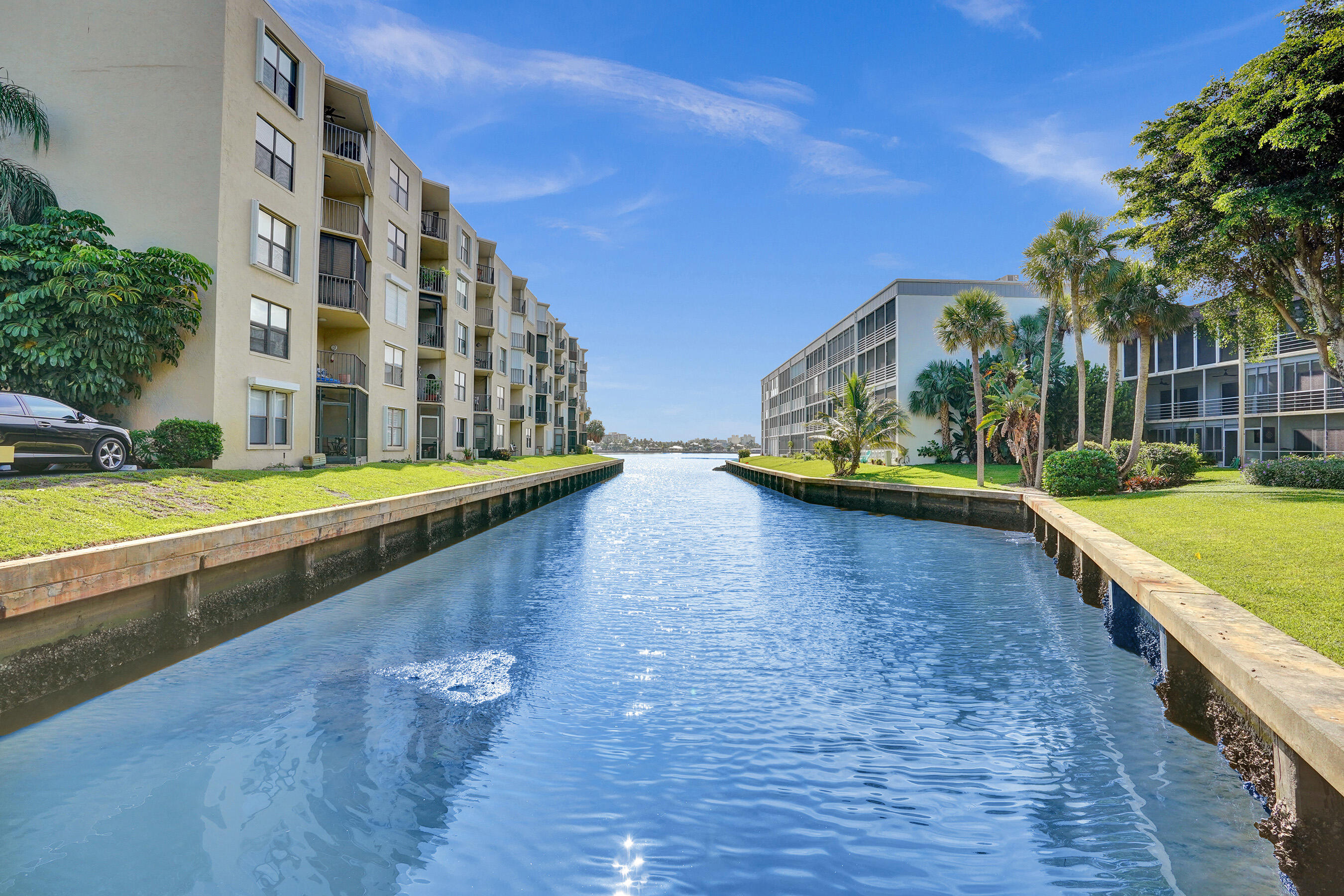 890 N Federal Highway 410, Lantana, FL 33462, Lantana