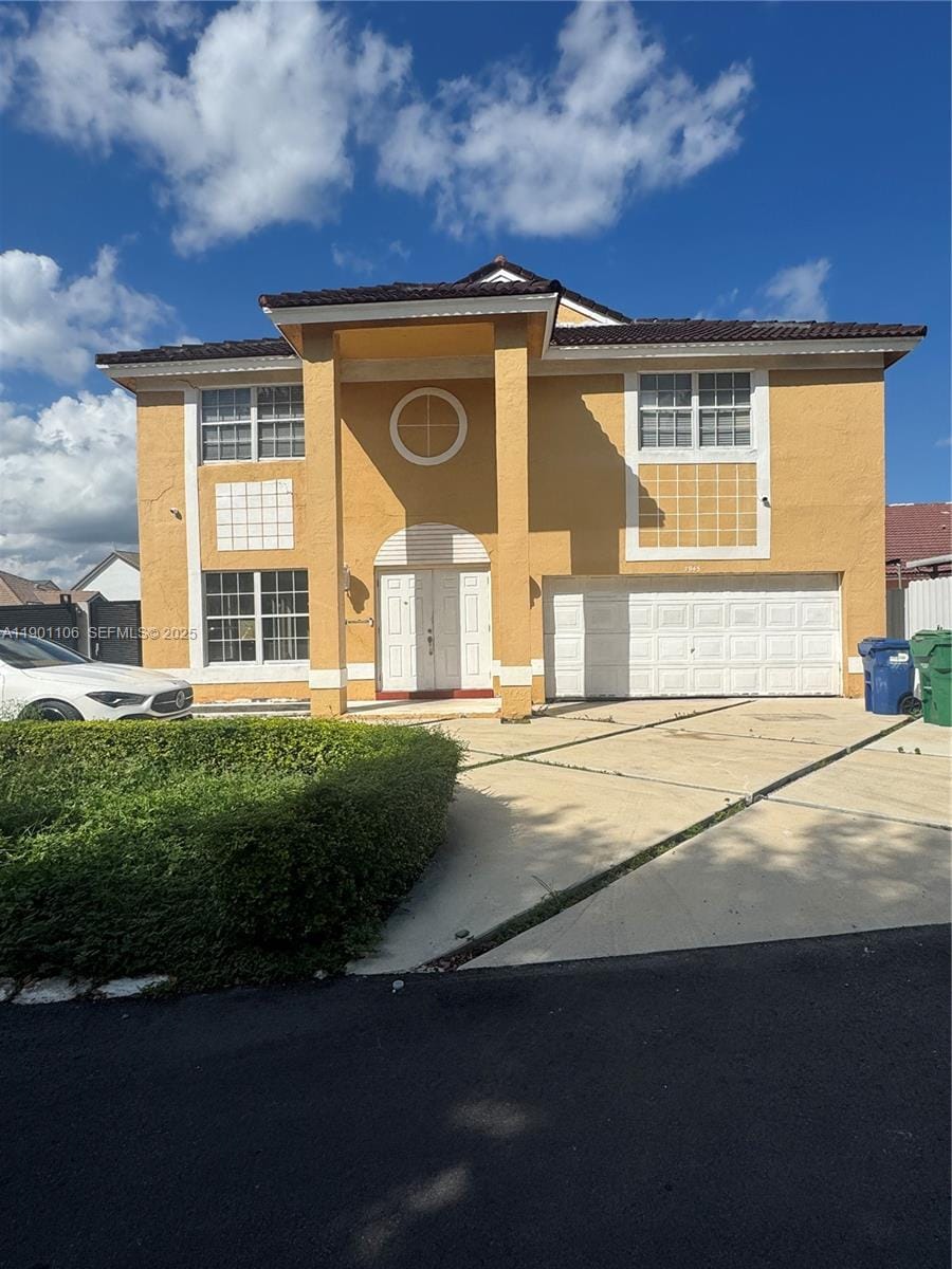 7945 NW 187th Lane, Hialeah, FL 33015