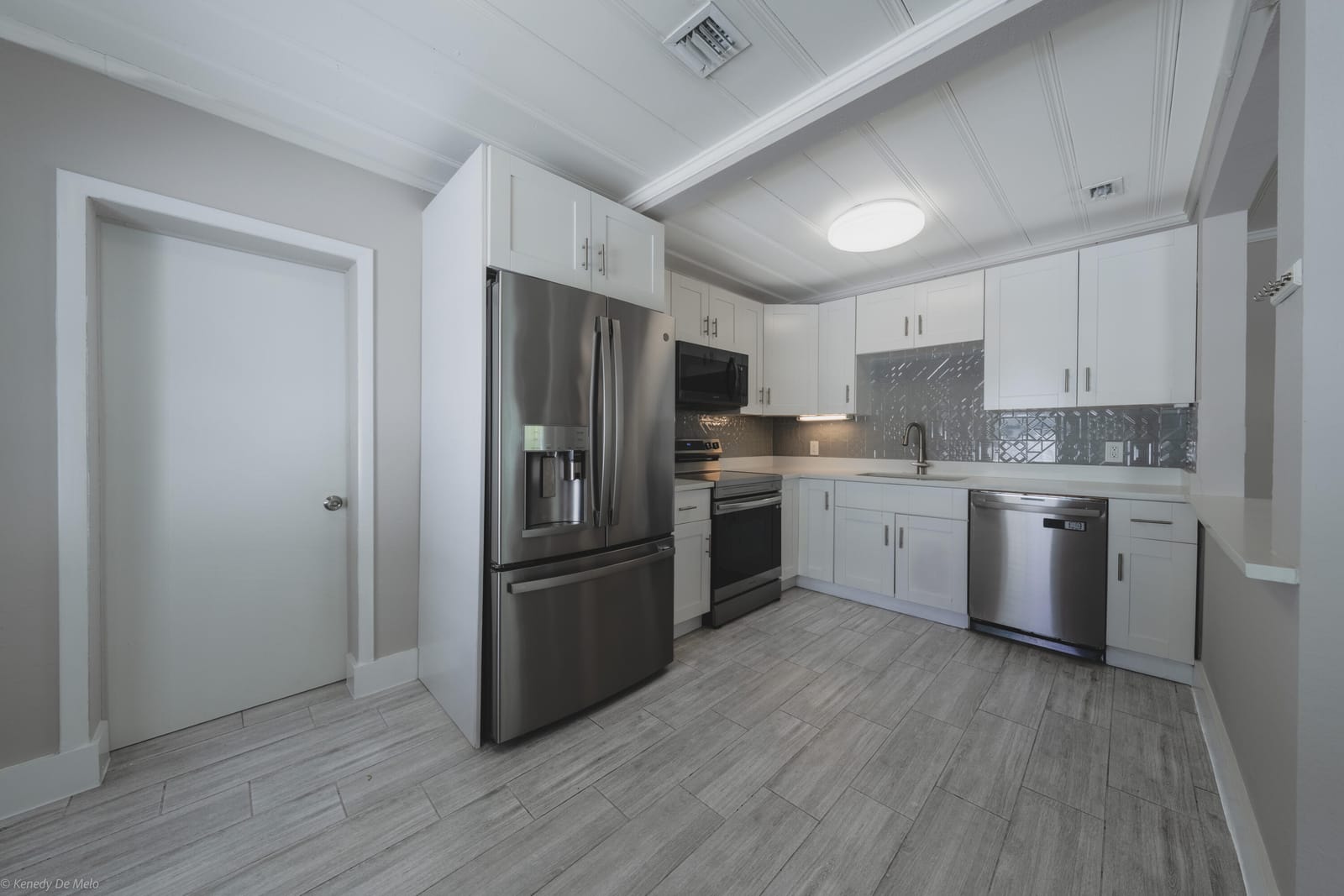 1214 NW 1st Avenue — photo 6