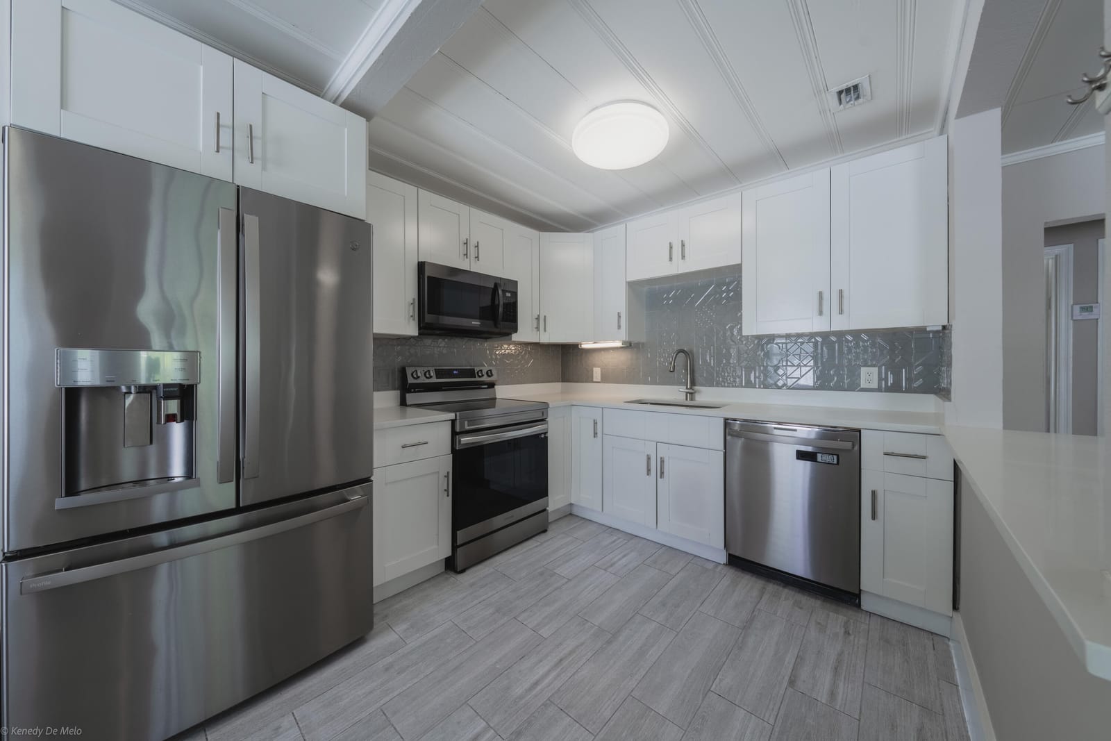 1214 NW 1st Avenue — photo 8