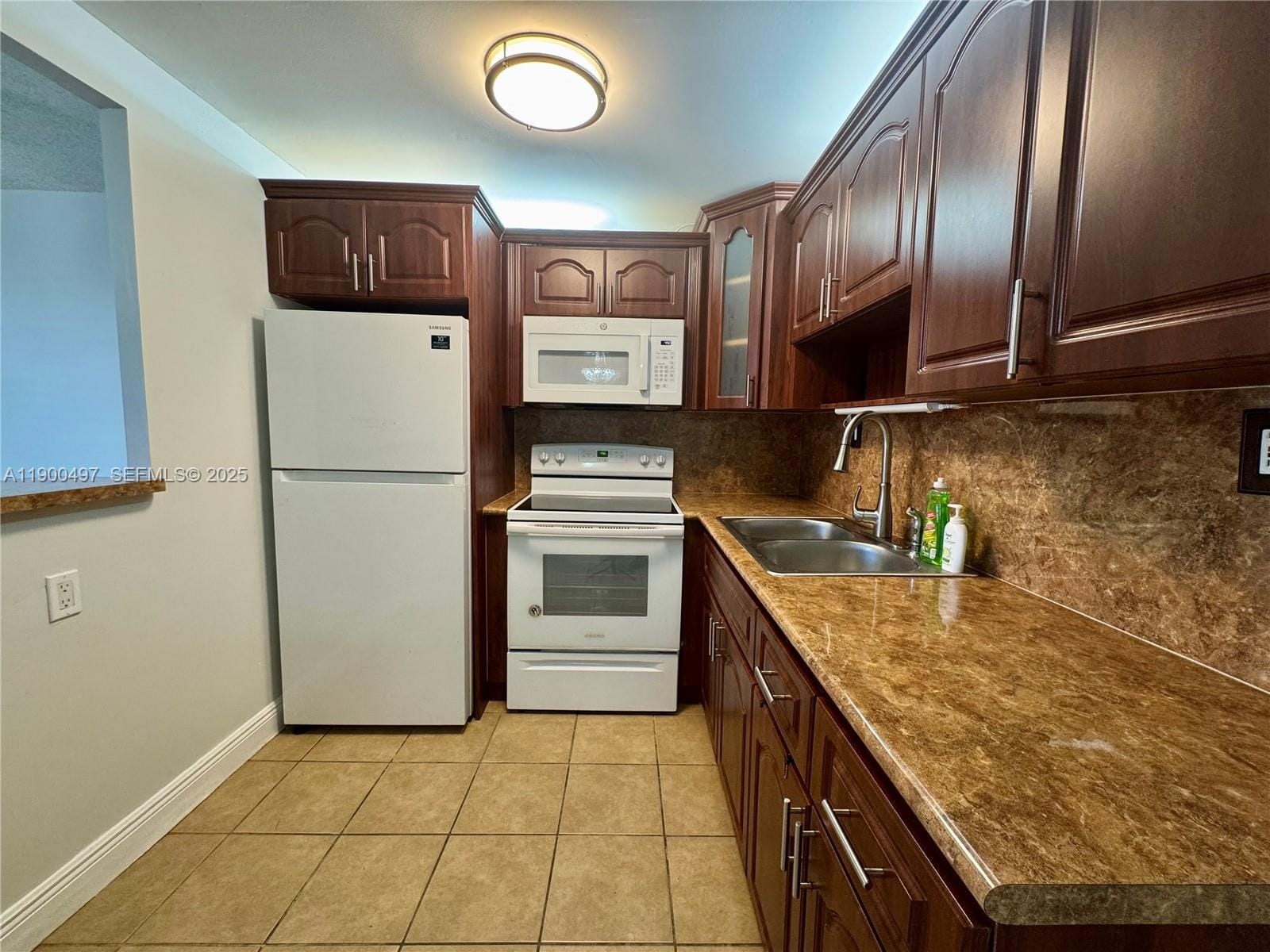1011 Westbury F 1011 — photo 5